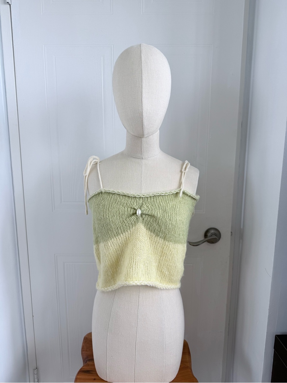 SHEIN Two-Tone Tie-Shoulder Knit Crop Top in Light Green and Cream